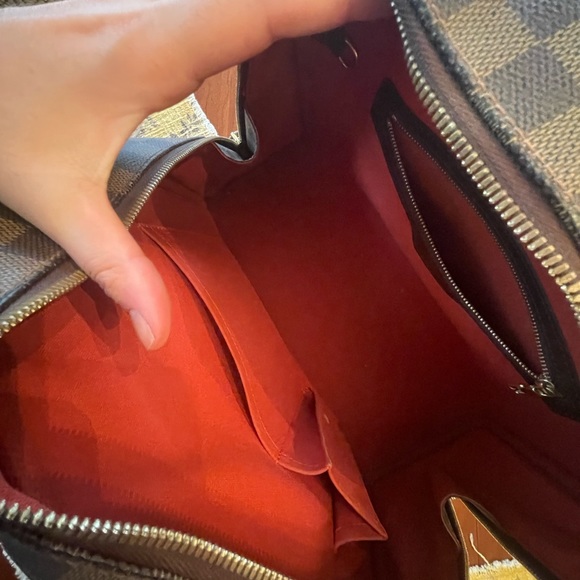 Louis Vuitton Damier Ebene Nolita - Picture 4 of 10